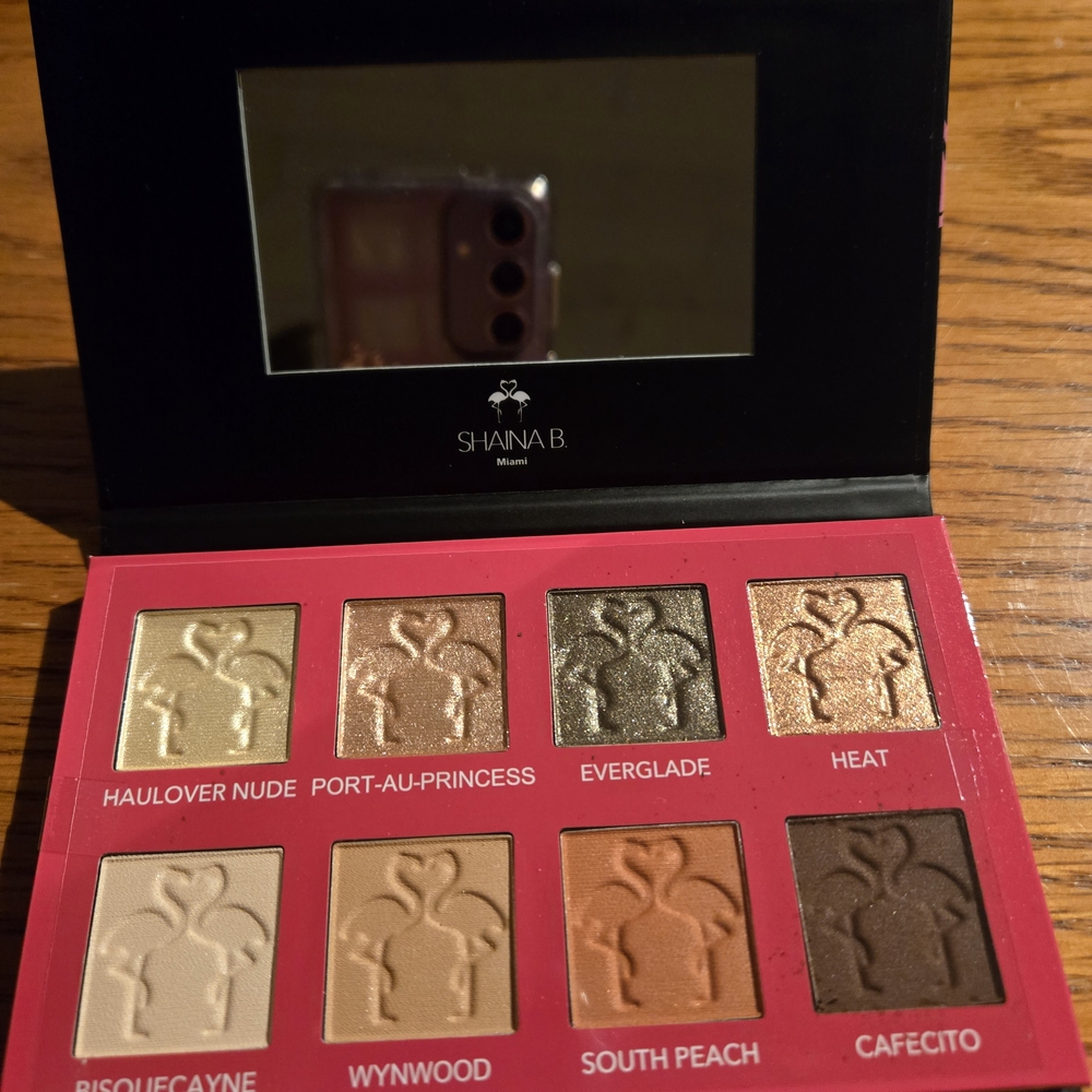 Shaina B. Miami Eyeshadow Palette - Rich Neutrals and Warm Tones
